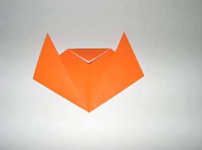 origami no papīra kaķa